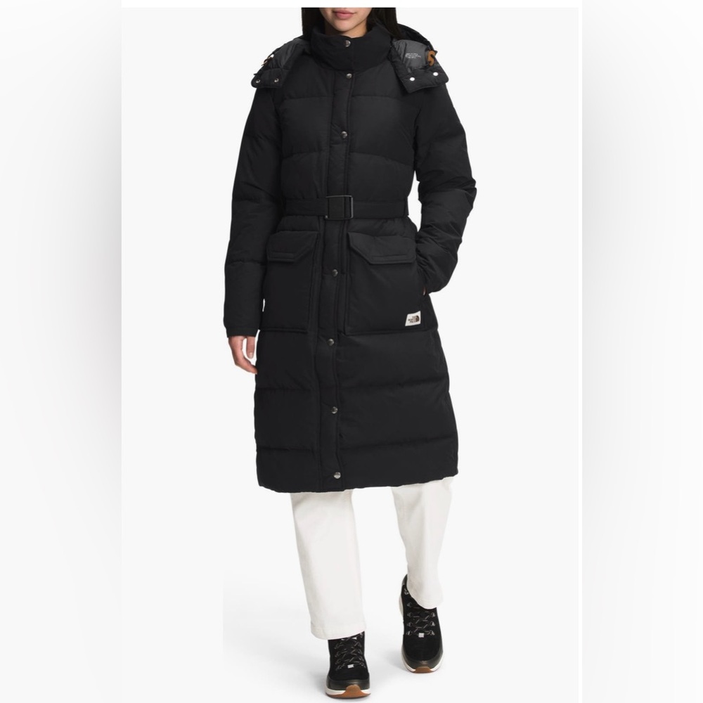 The North Face
Sierra Water Repellent
600 Fill Power Down
Longline Parka